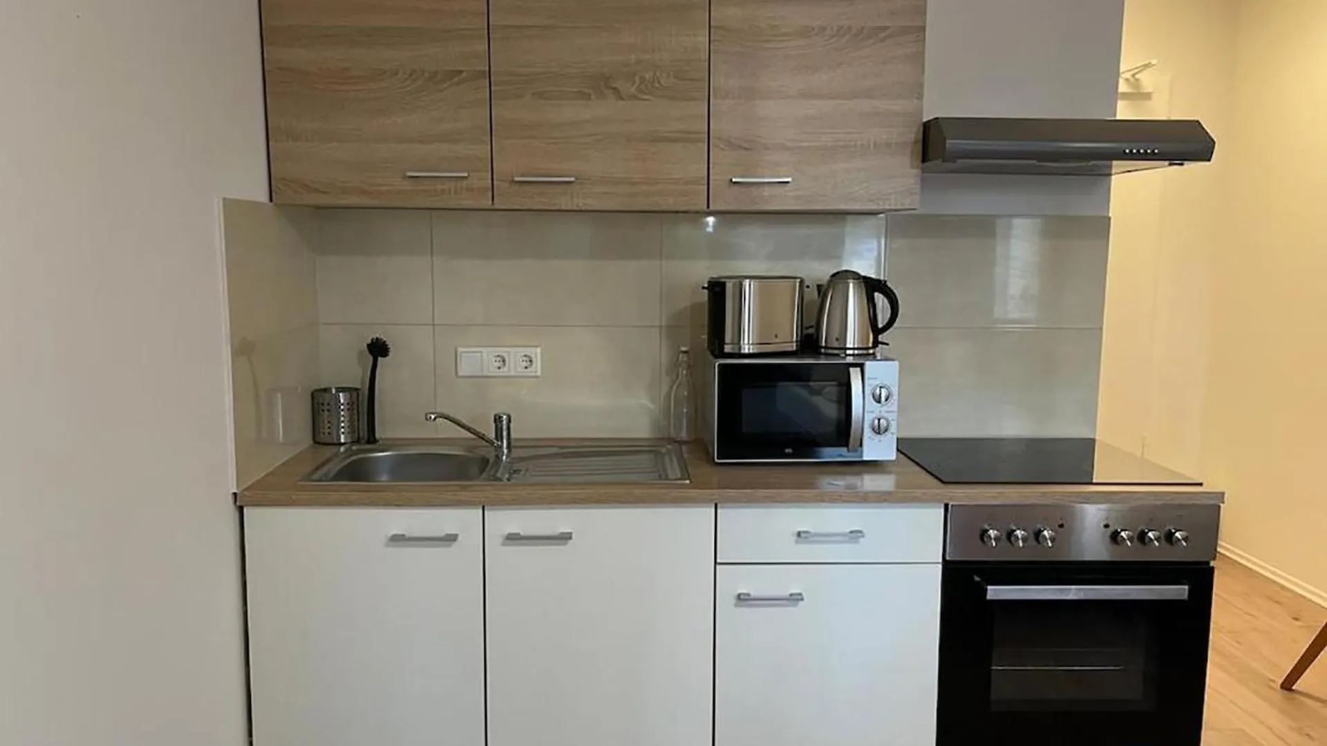 Central Studio Aparment In Popular Neighborhood ケルン ドイツ
